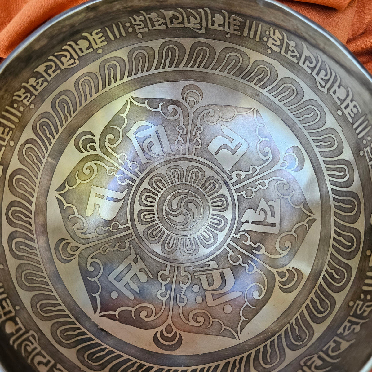 Singing bowl Triple Yin and Yang - ø 20 cm