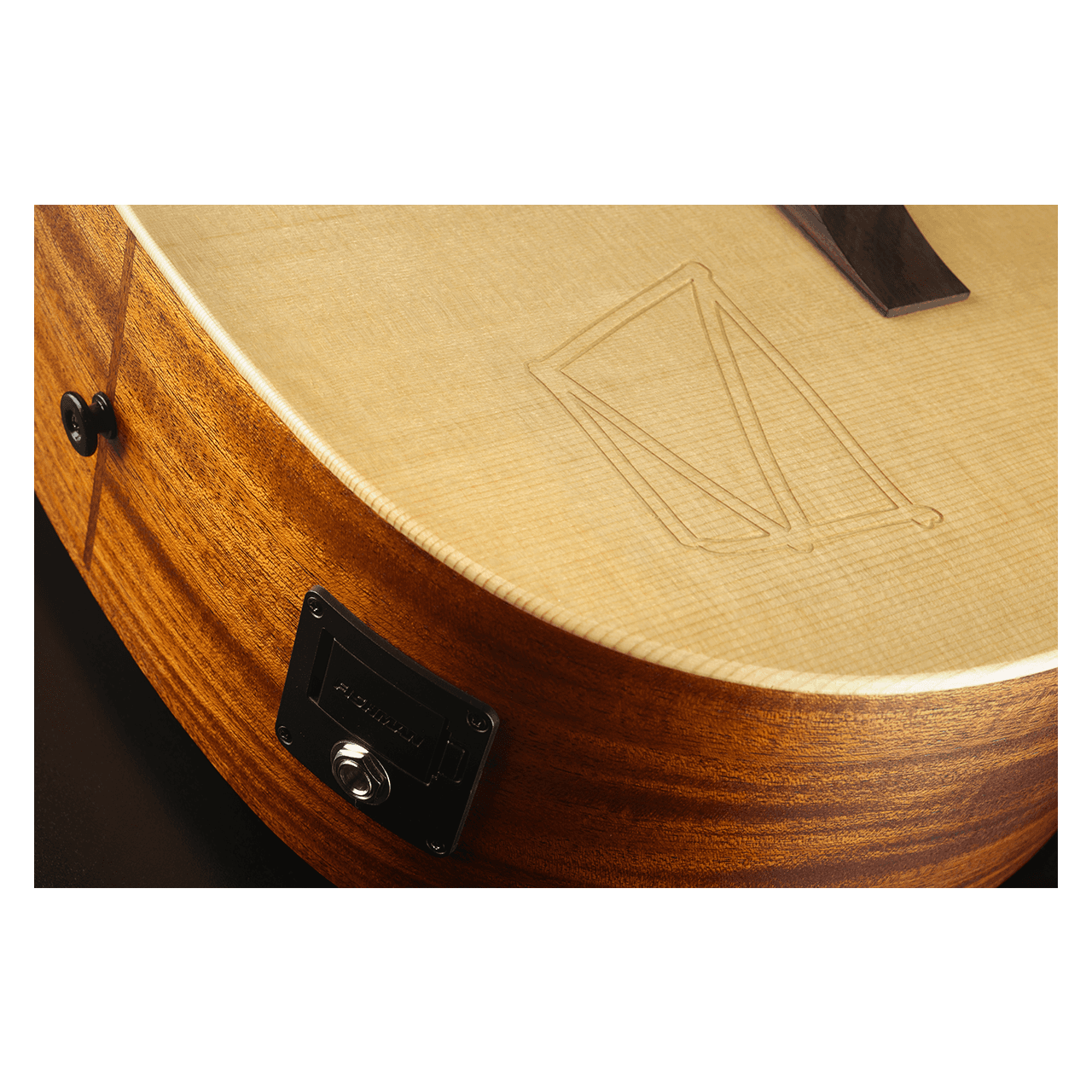 LÂG Vianney Signature Travel Elektro-Akustik Gitarre | Ukulele, Eco Gitarre & Bass | Dunum.ch