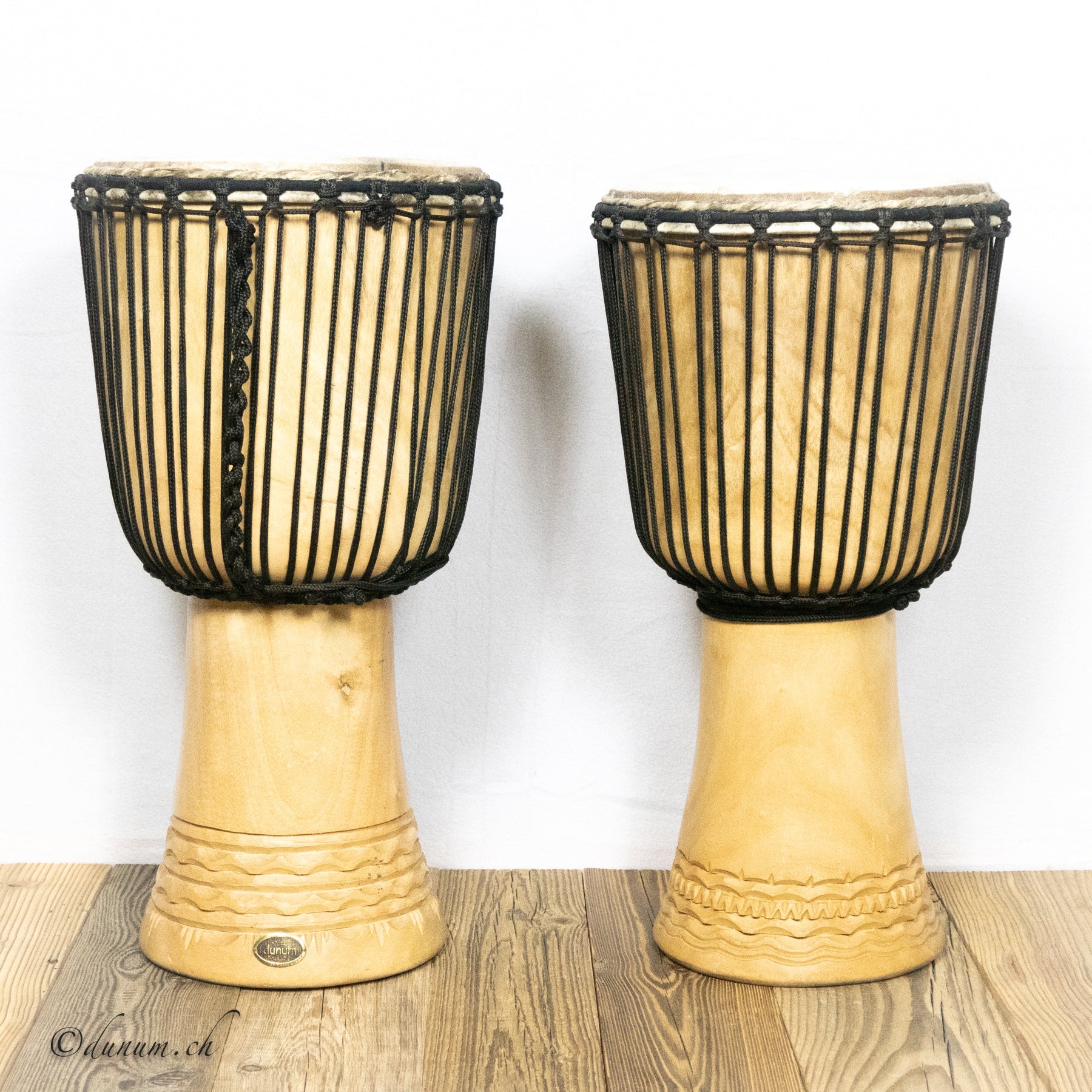 Djembé aus Guinea Ø 34 cm, H 65 cm | Perkussion | Djembé, Bongo und Darbuka | Dunum.ch